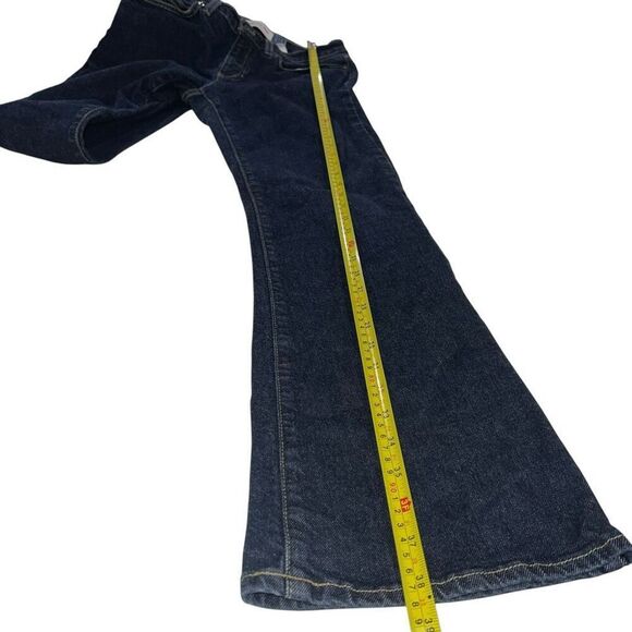 GAP Low Rise Flare Dark Wash Jeans - Size 6‎ - Picture 8 of 8